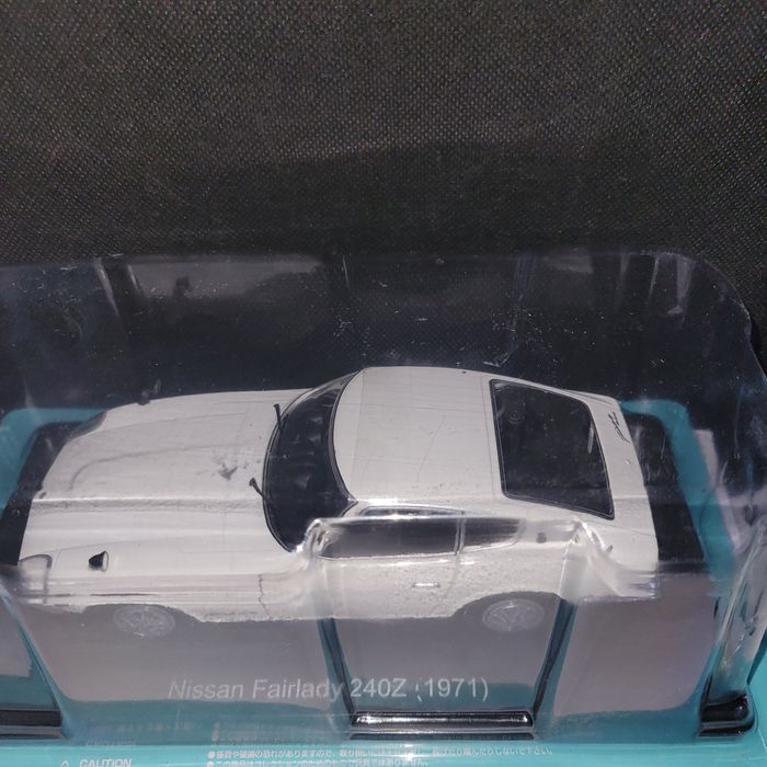 Carro miniatura Datsun