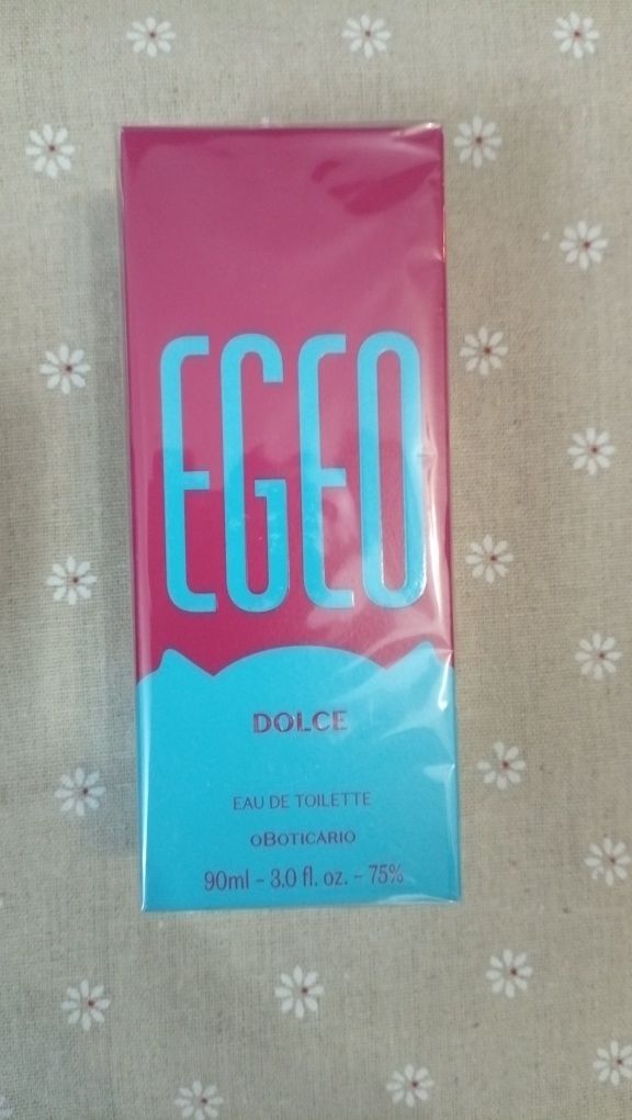 Perfume Egeo dolce e mousse hidratante corporal Boticário