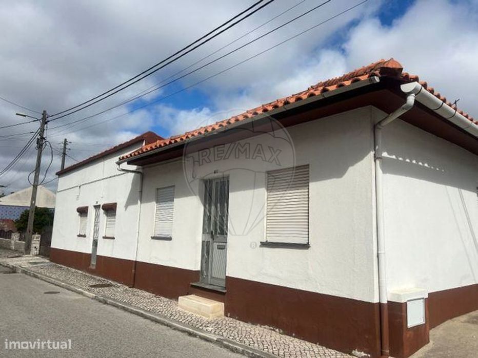 Moradia T5 para venda