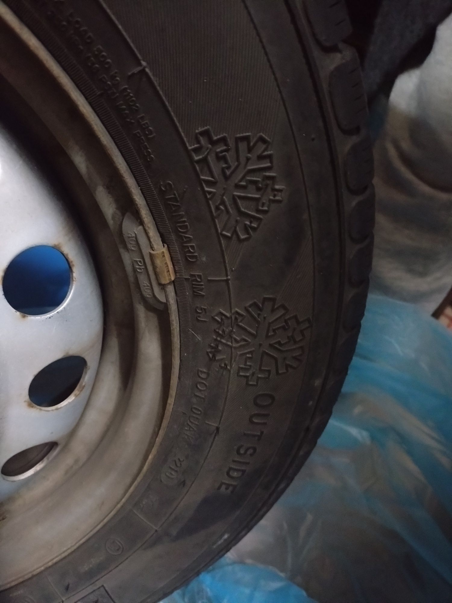 4 koła zimowe 14 cali 175/70R14 np. Hyundai