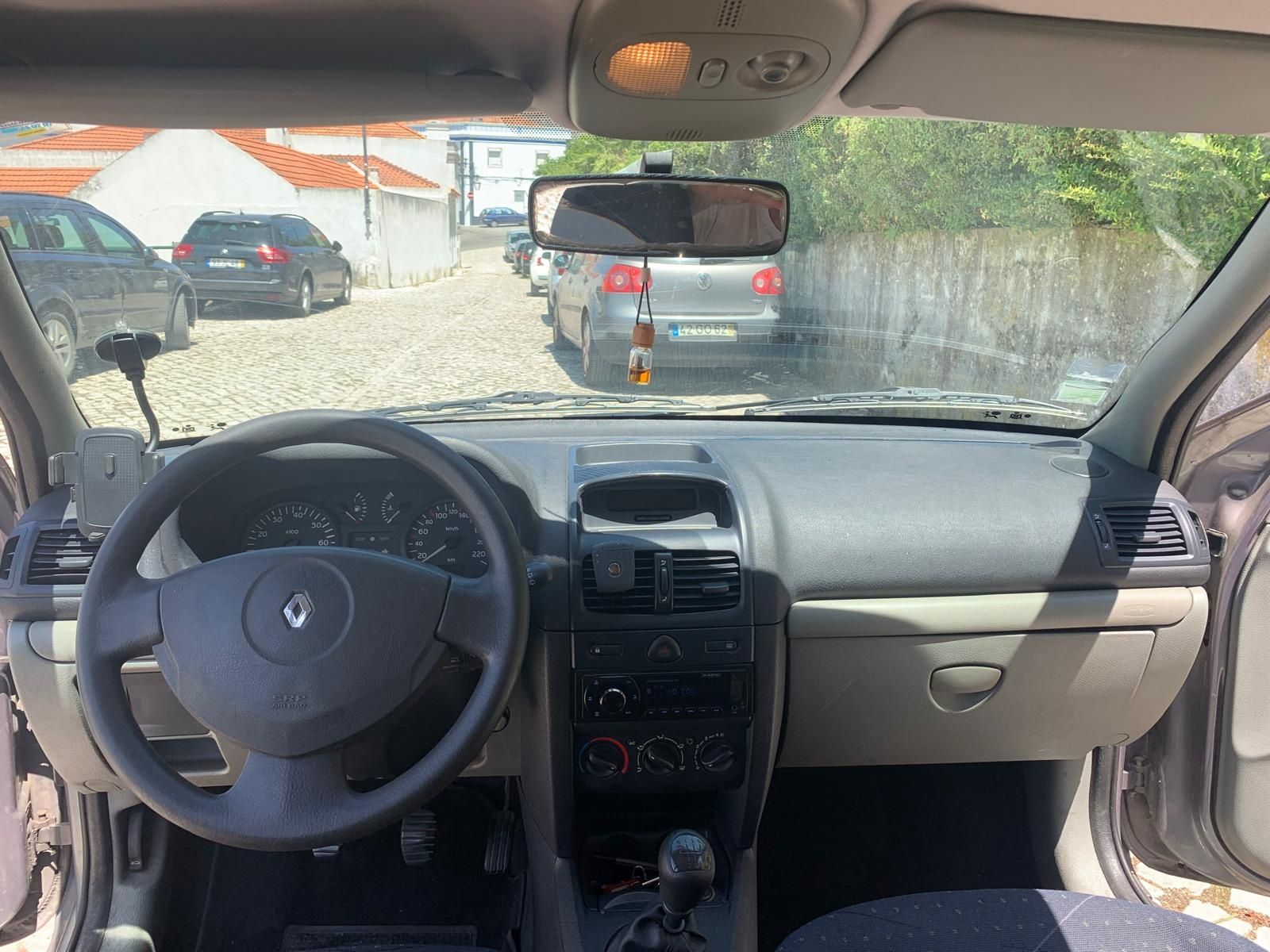 RENAULT CLIO 1.2 / 2002
