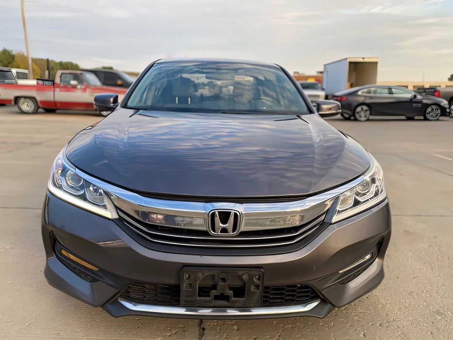 Honda Accord      2017
