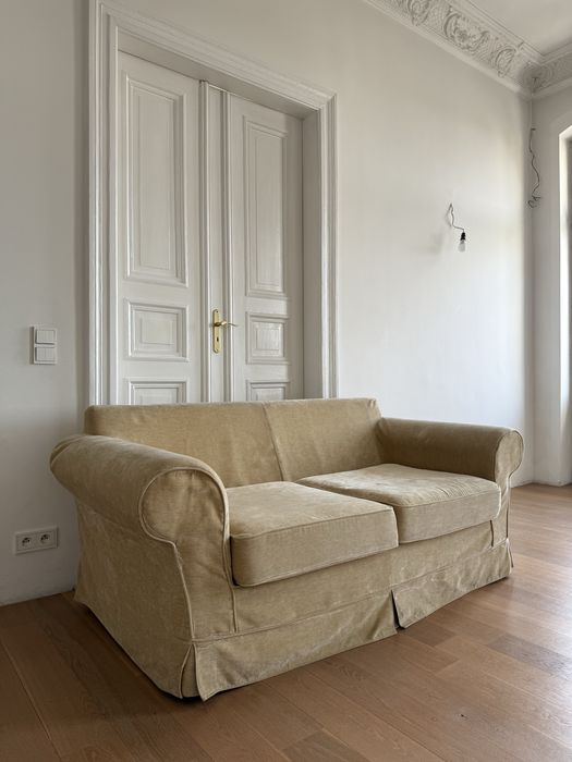 Velvet Sofa - rozkładana kanapa z weluru