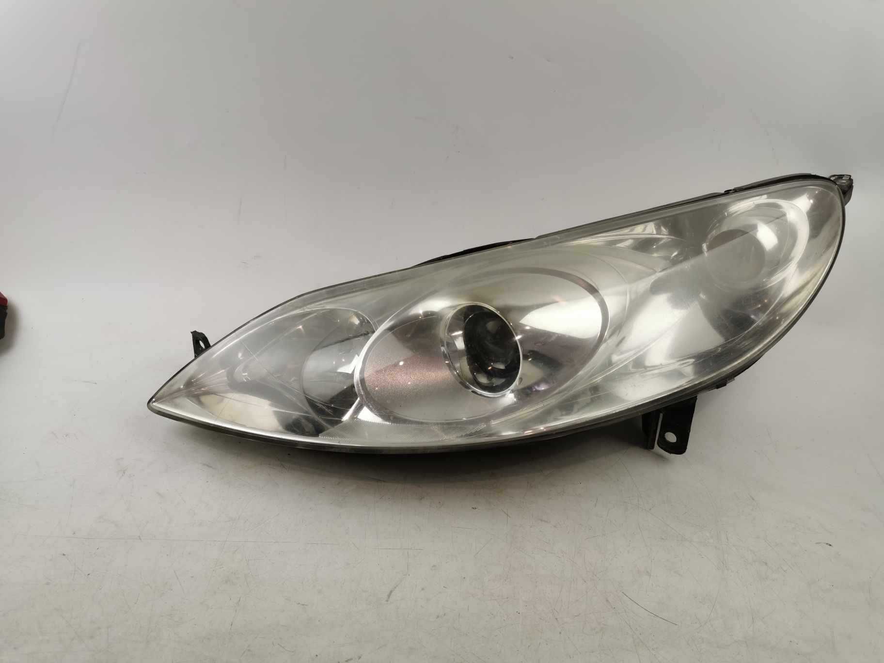 Lampa Lewa przednia przód Peugeot 407 SW 04-08