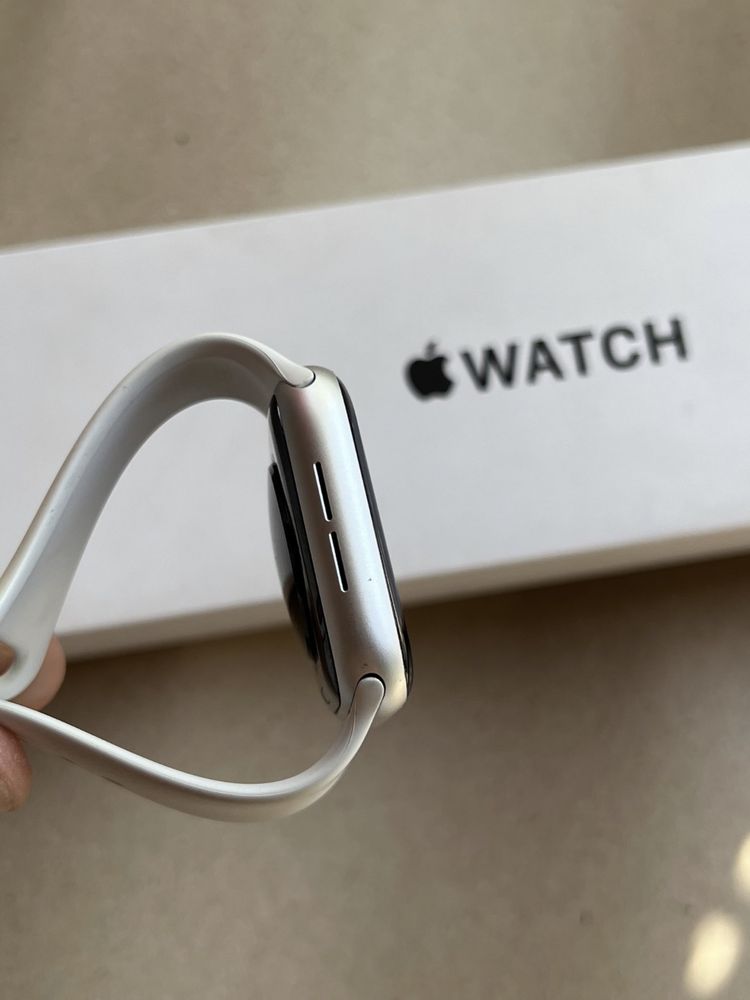 Apple Watch se 44