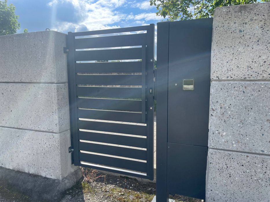 Elektryczna brama wjazdowa aluminiowa 7,9m