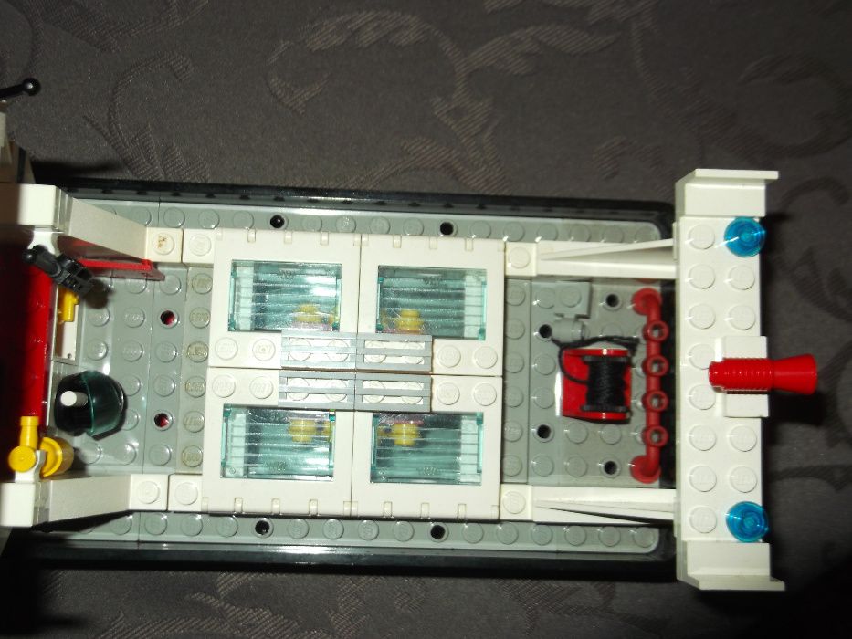 Barco patrulha da policia da Lego com upgrades!