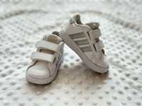 Дитячі кросівки адідас adidas (оригінал)