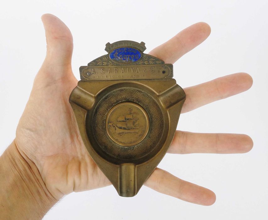 Antigo cinzeiro publicitário Fabrica Calçado Sagres - A. Saraiva & CIA