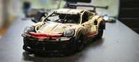 Porsche 911 RSR technic 42096