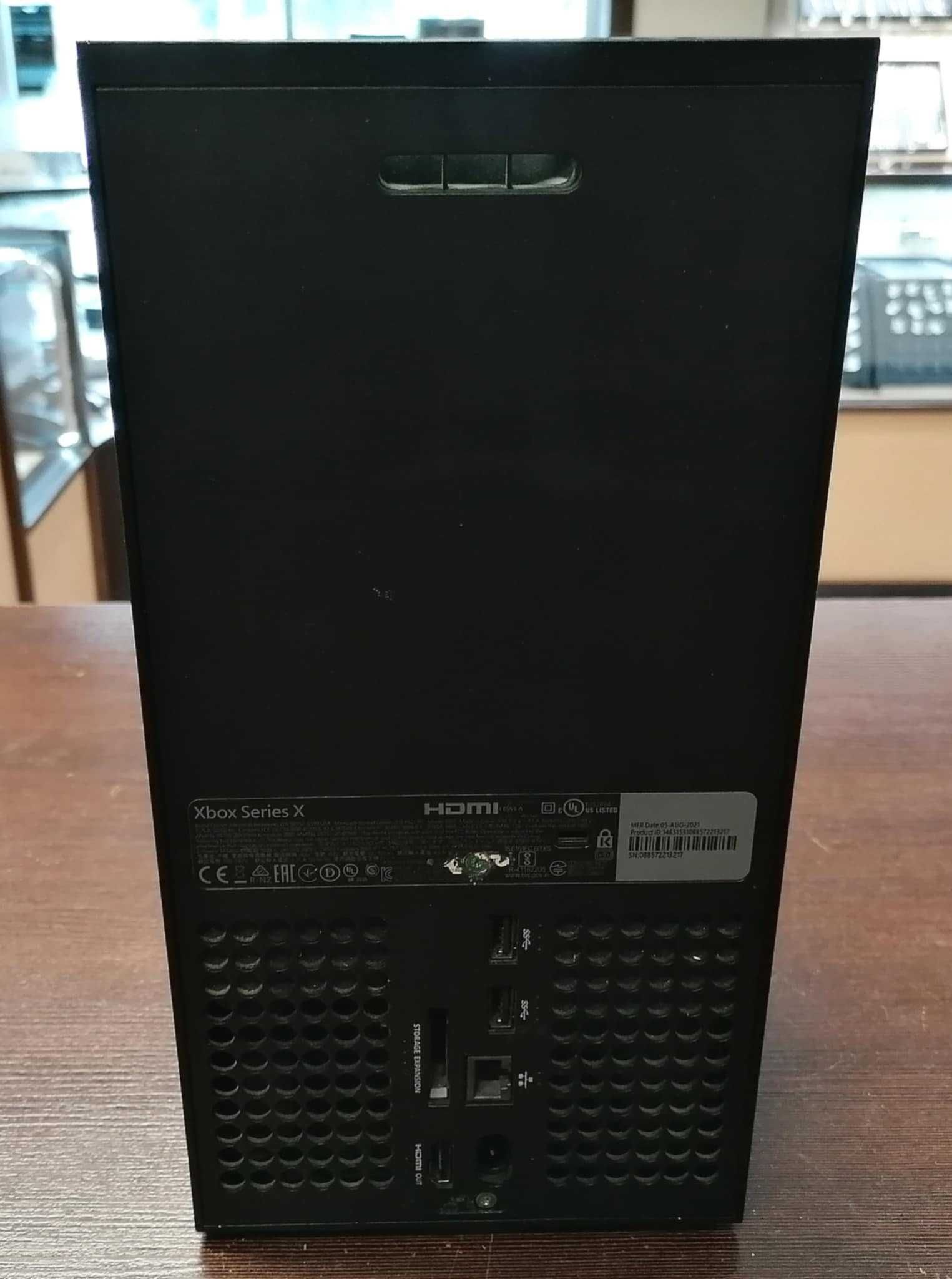 Konsola Microsoft Xbox Series X 1TB + Pad