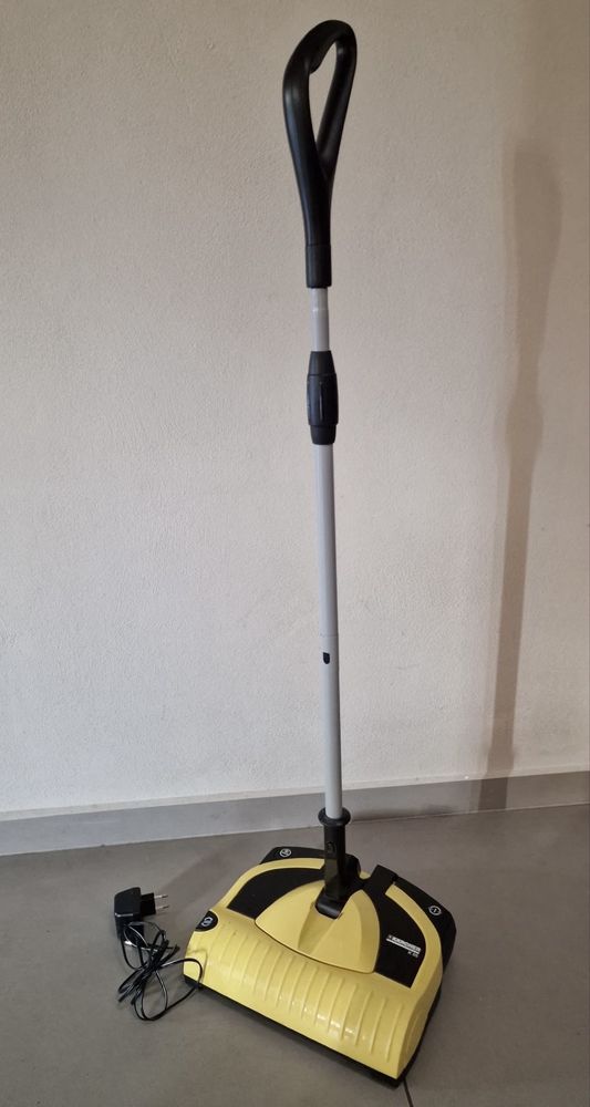 Szczotka akumulatorowa Karcher K55 plus