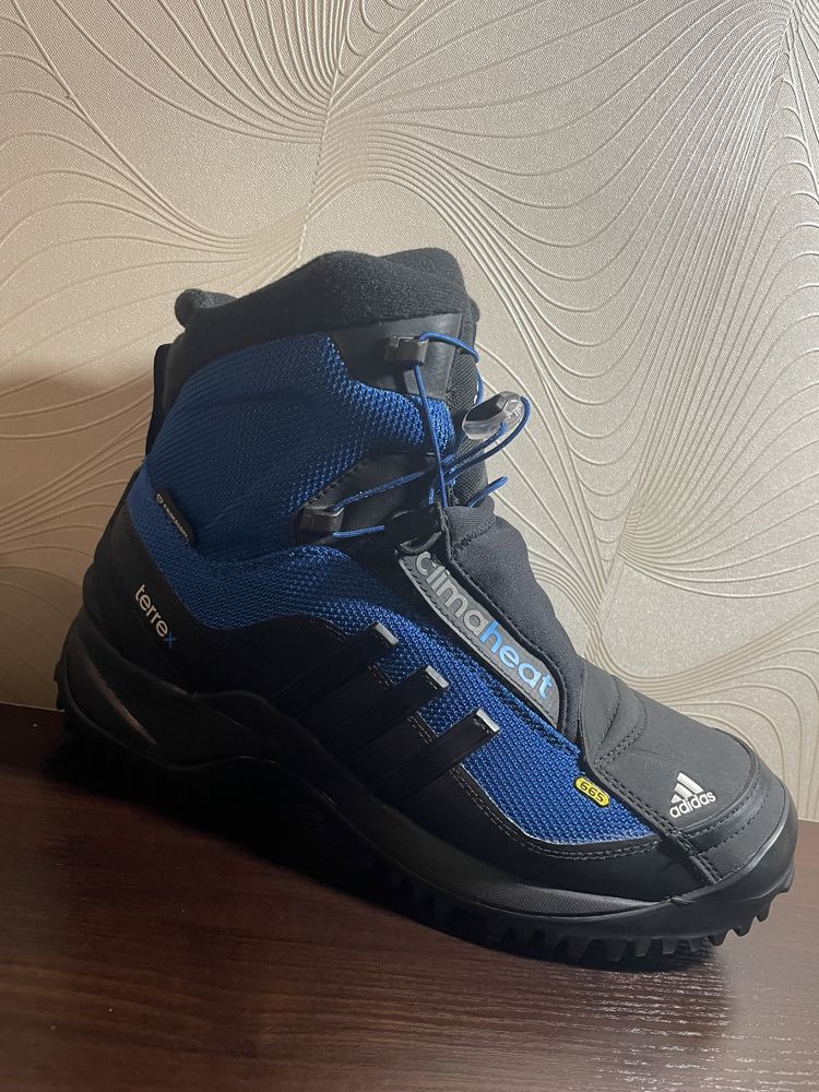 Ботинки чоловічі adidas terrex climaproof 665