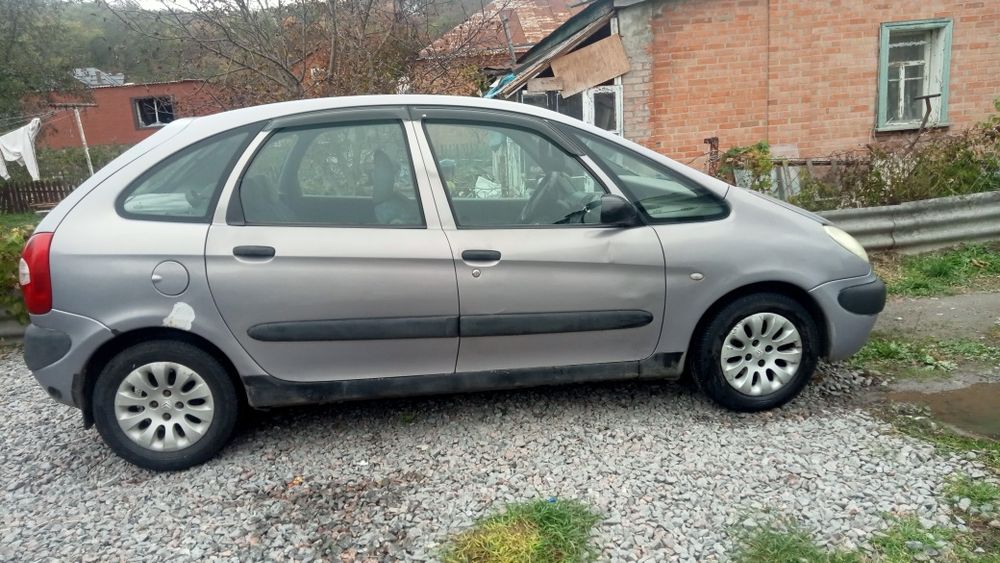 Терміново.CITROEN XSARA PICASSO 2000. 1.8Мт.(115к.с)