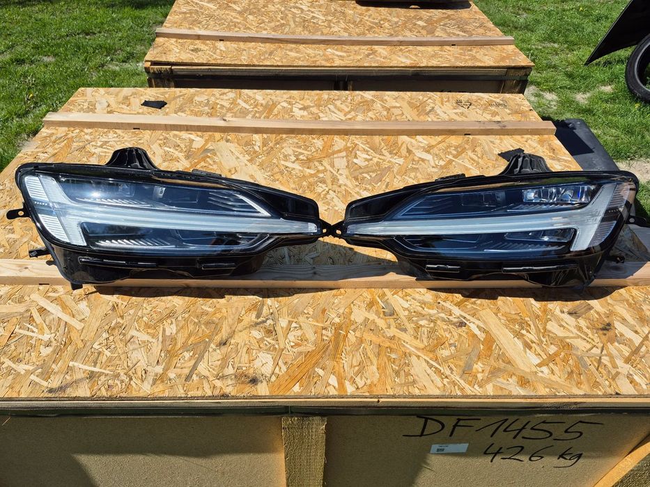 VOLVO V60 II S60 2019 LAMPY PRZÓD LEWA PRAWA 22025905 22025906