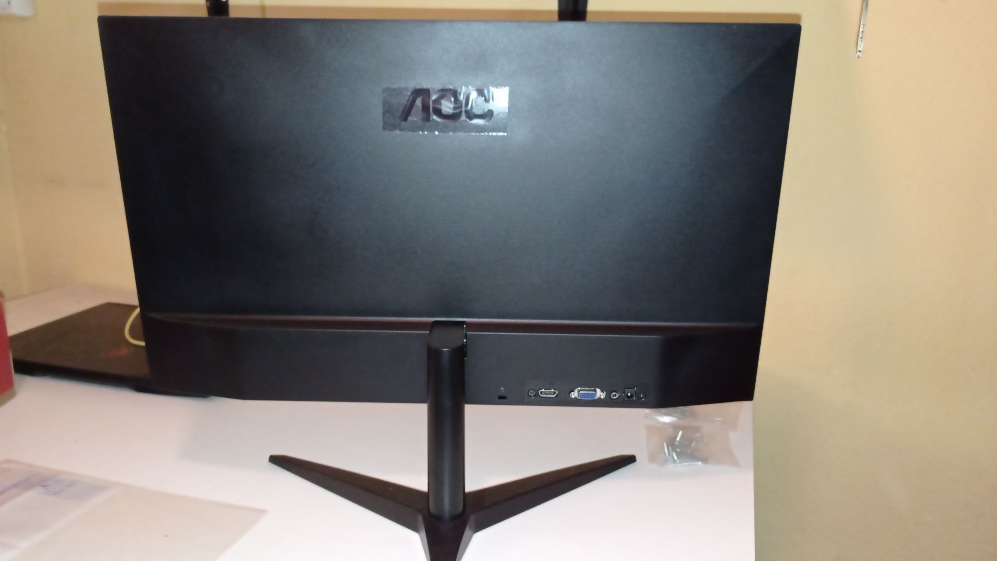 Monitor AOC 24b1h 23.6''