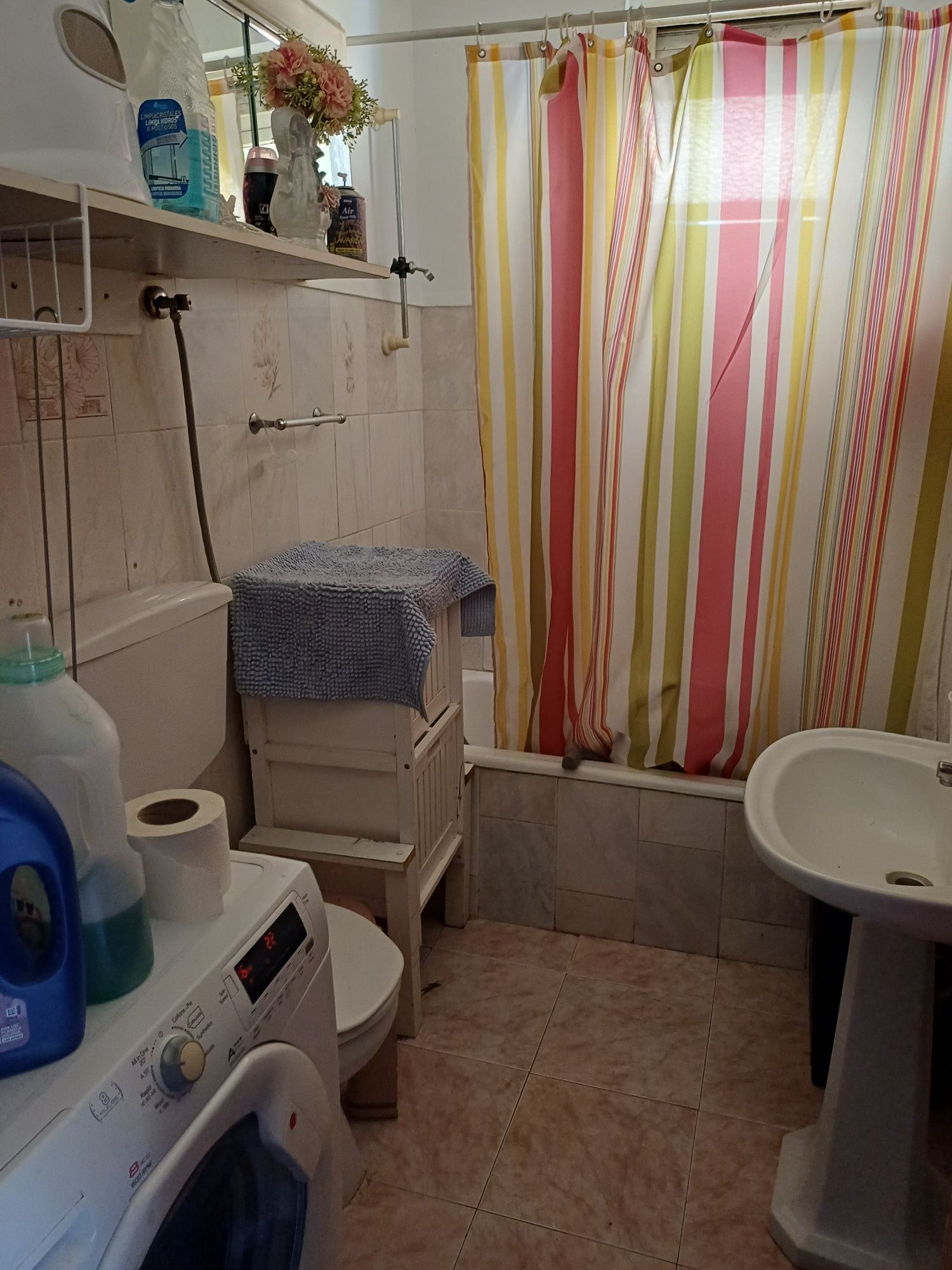 Quarto aluguer .
