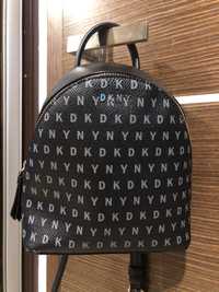Jak nowa torebka plecak DKNY czarny