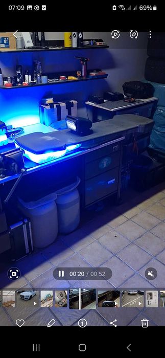 Swiatła sygnalizacyjne pomarańcz/niebieskie . Straż pożarna