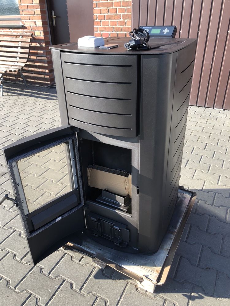 Piec piecyk kominek pelet pellet 15 KW Schenger Płacz Wodny Wifi App
