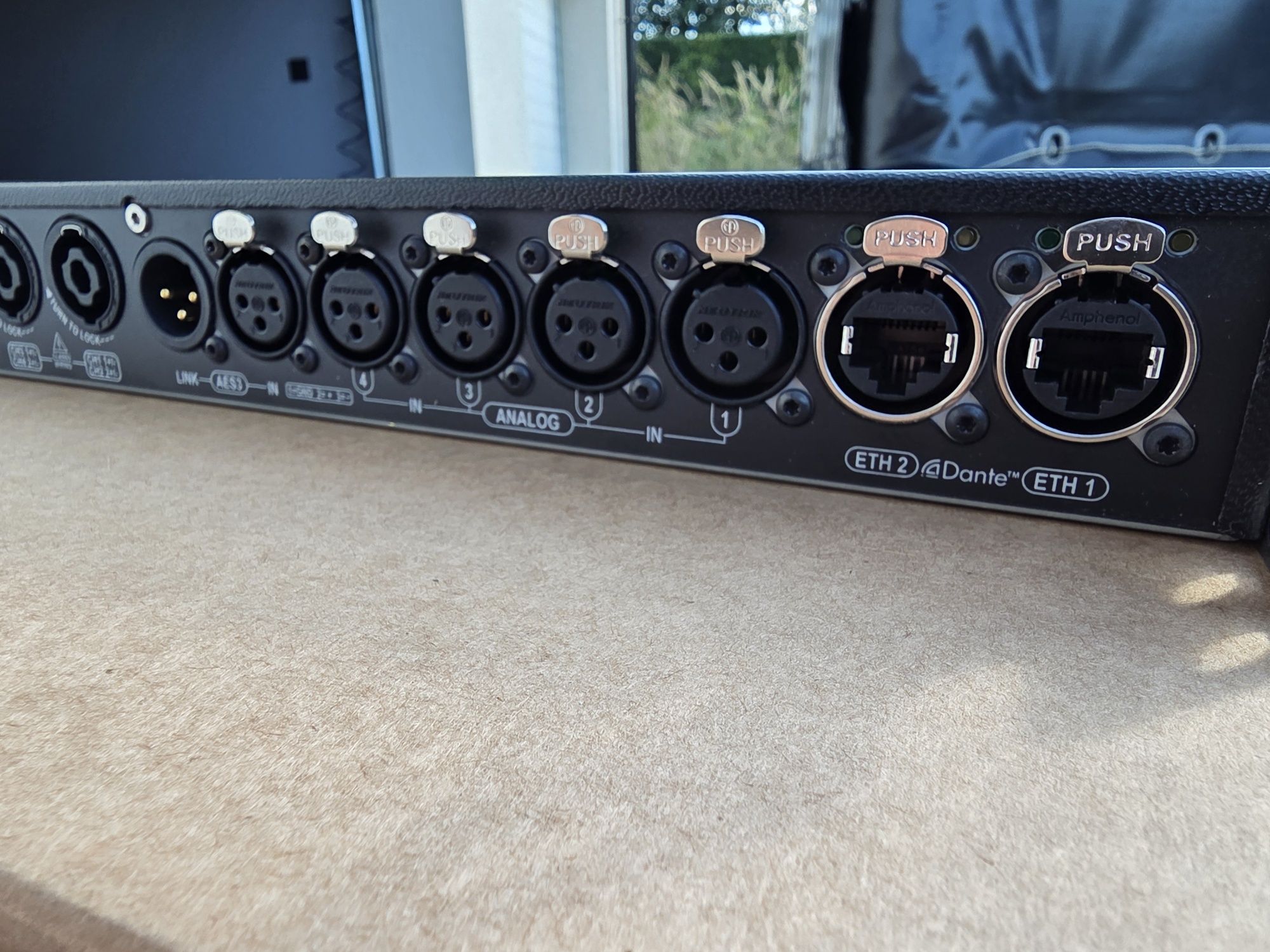 Powersoft T904 DSP / DANTE - 4x2000W, Wzmacniacz