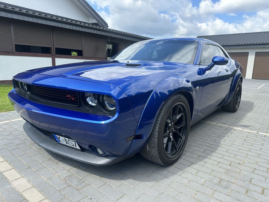 Dodge Challenger 5.7 HEMI Manual
