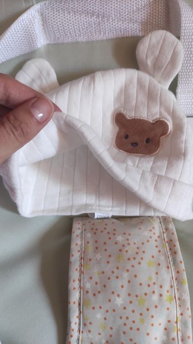 Продам весняну шапку