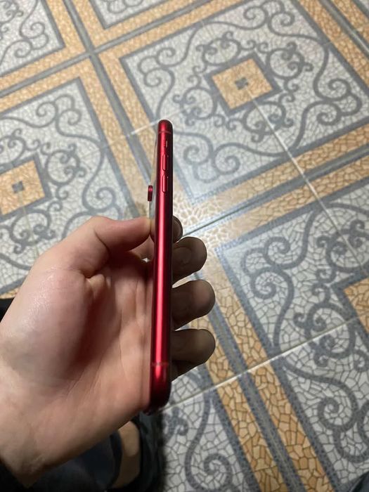 Iphone xr red