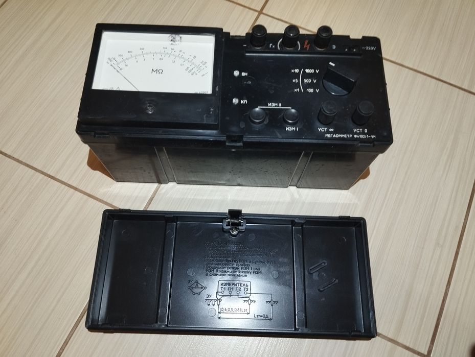 Измеритель Ф4102 СССР М4100 заземления мегаомметр