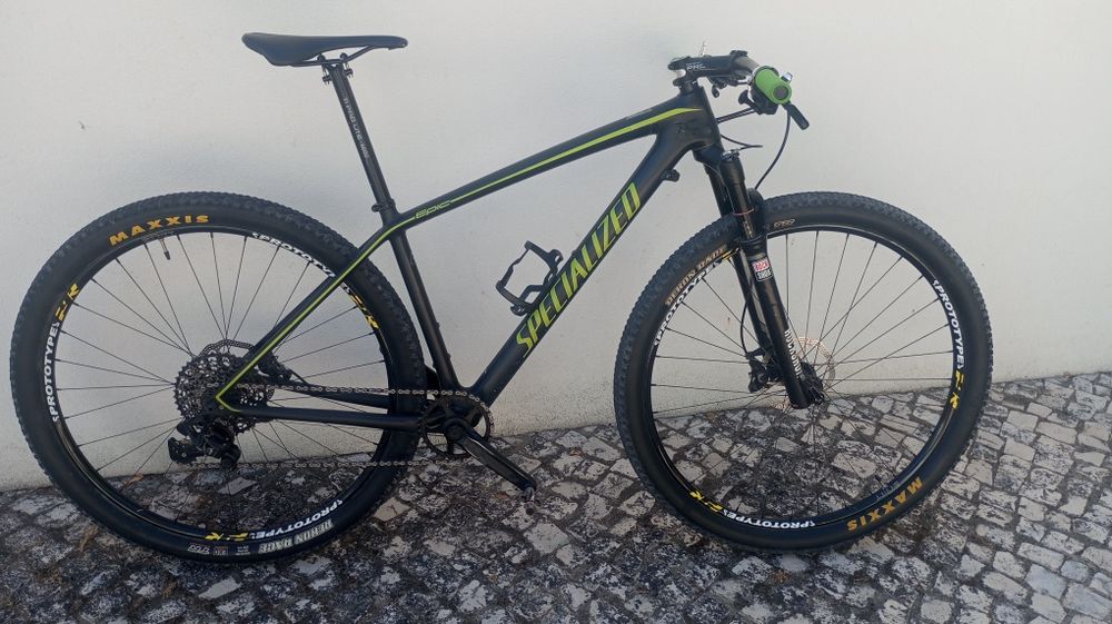 Bicicleta Specialized Épic Comp HT