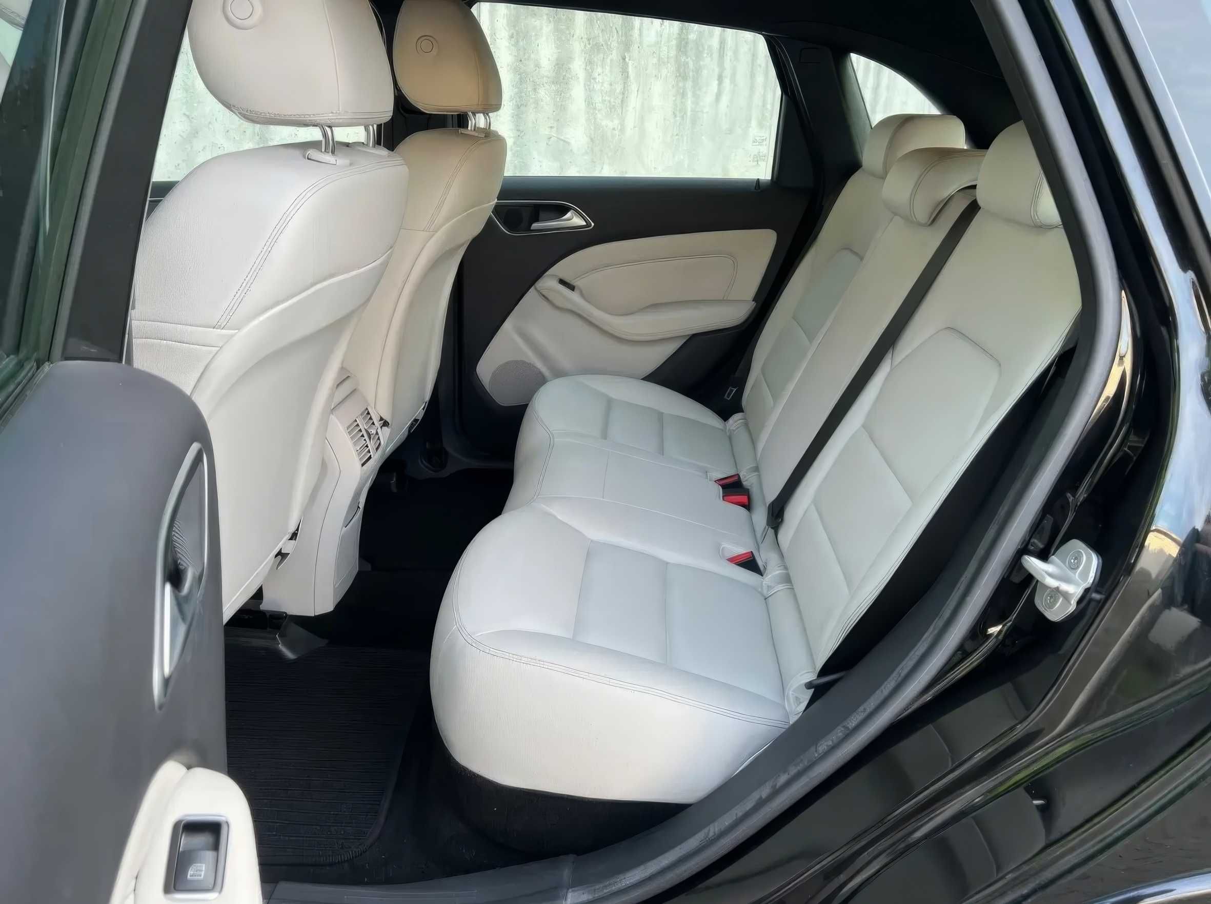 Mercedes-Benz B 200 2016