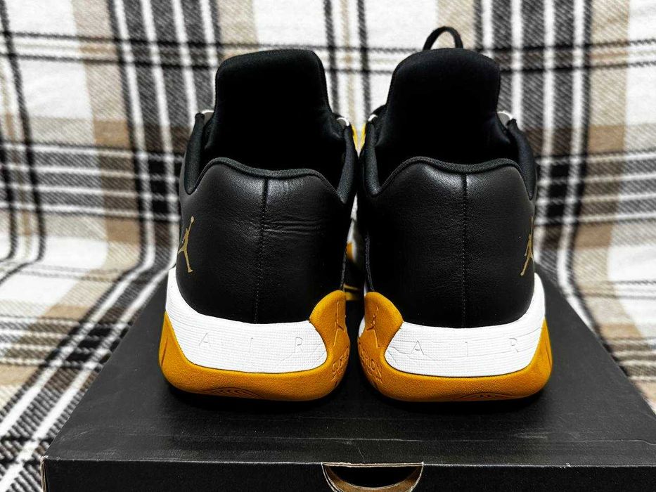 Кросівки Jordan 11 CMFT Low 46.5/12.5/30.5см Стан 8/10 DM9481-001