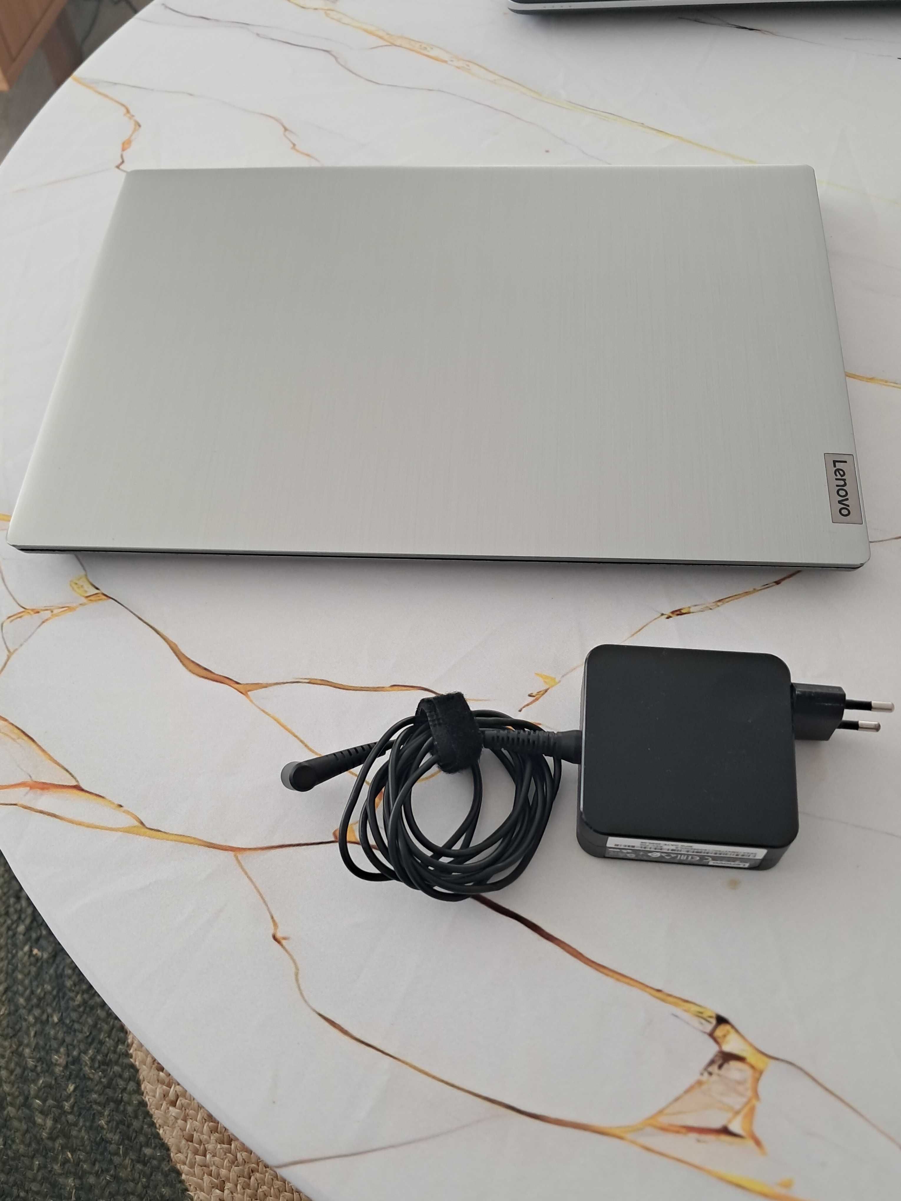 Computador Portátil Lenovo