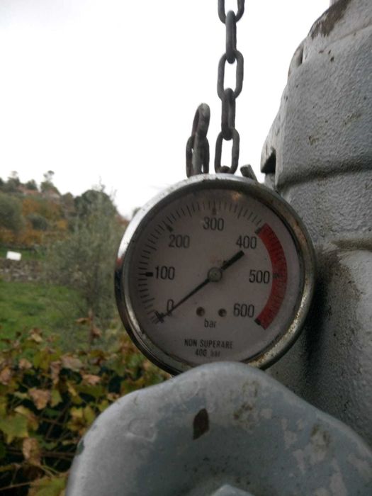 Prensa hidráulica para vinho