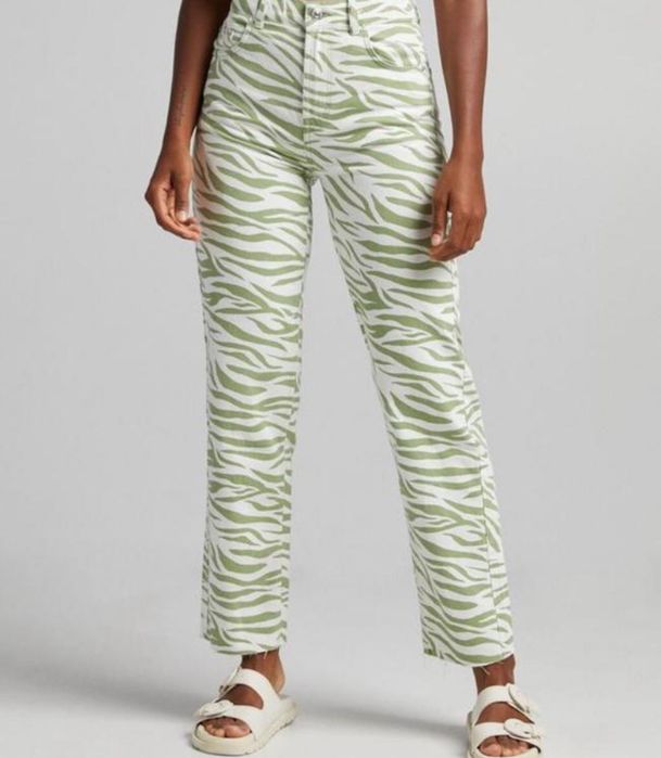 Прямі джинси.жіночі джинси Bershka