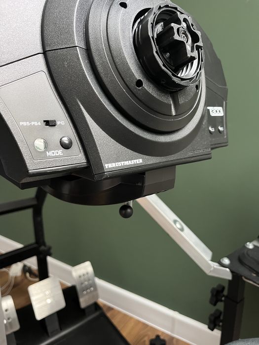 Baza Thrustmaster T300RS