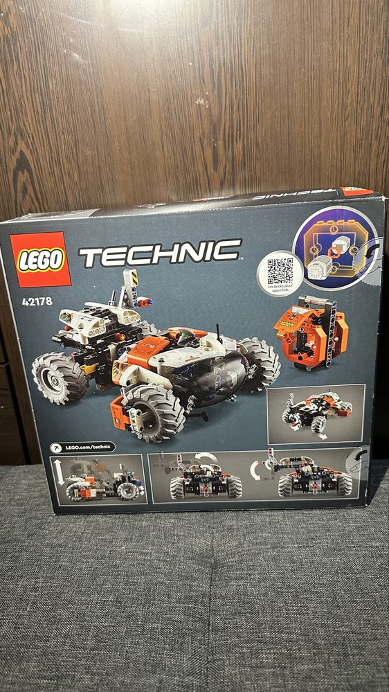 Kosmiczna ładowarka LT78 technic lego 42178
