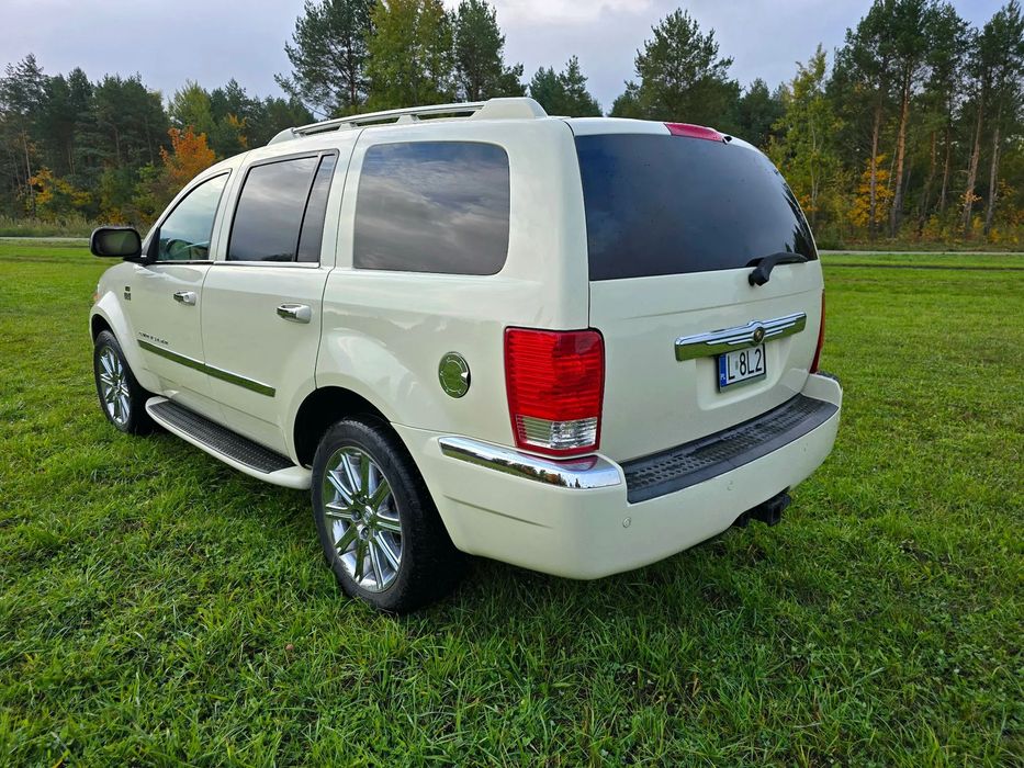 Chrysler Aspen