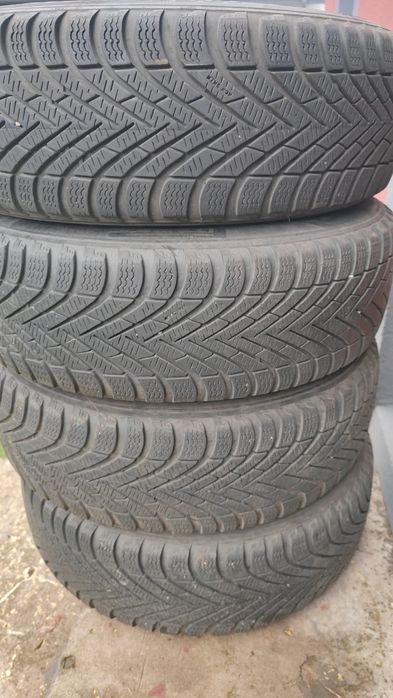 Koła zimowe Opel Corsa D - Pirelli + kołpaki 185/60 r15