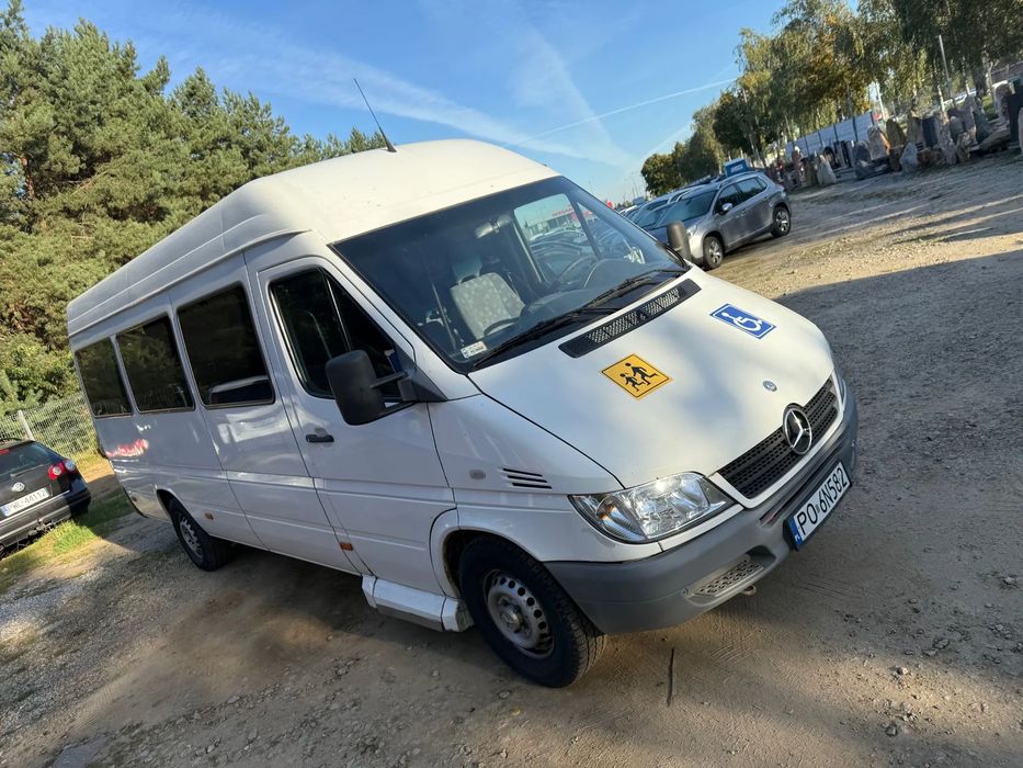 Mercedes-Benz Sprinter 9 OSÓB Winda dla Osób Niepełnosprawnych Klima Zarejestrowany w PL!