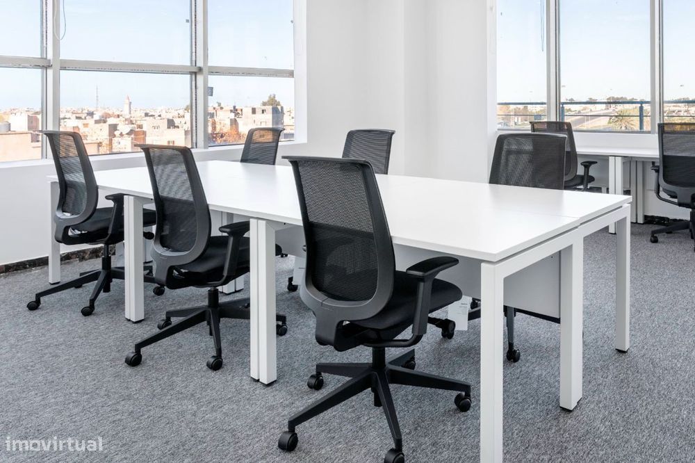 Espaço escritório aberto bem decorado 10 pessoas LISBON Marques Pombal