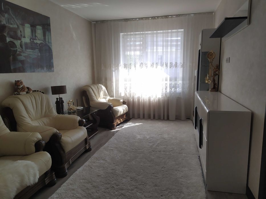 Гарний компактний будинок здам довгостроково