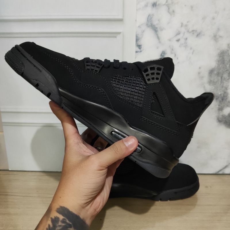 Nike Air Jordan 4 Black Cat