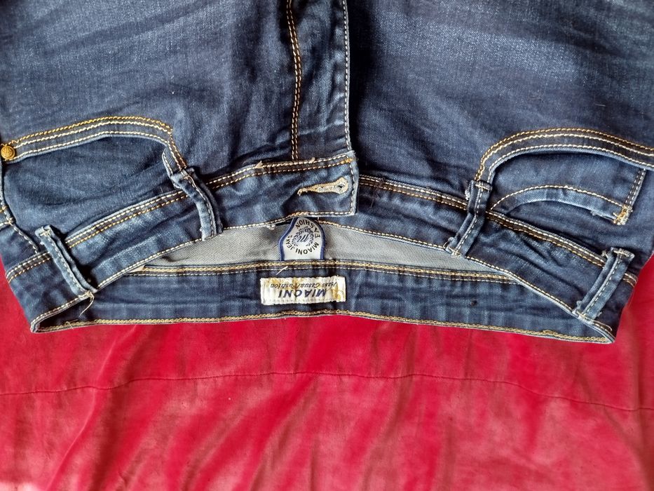 Granatowe jeansy Miaoni w rozmiarze 33