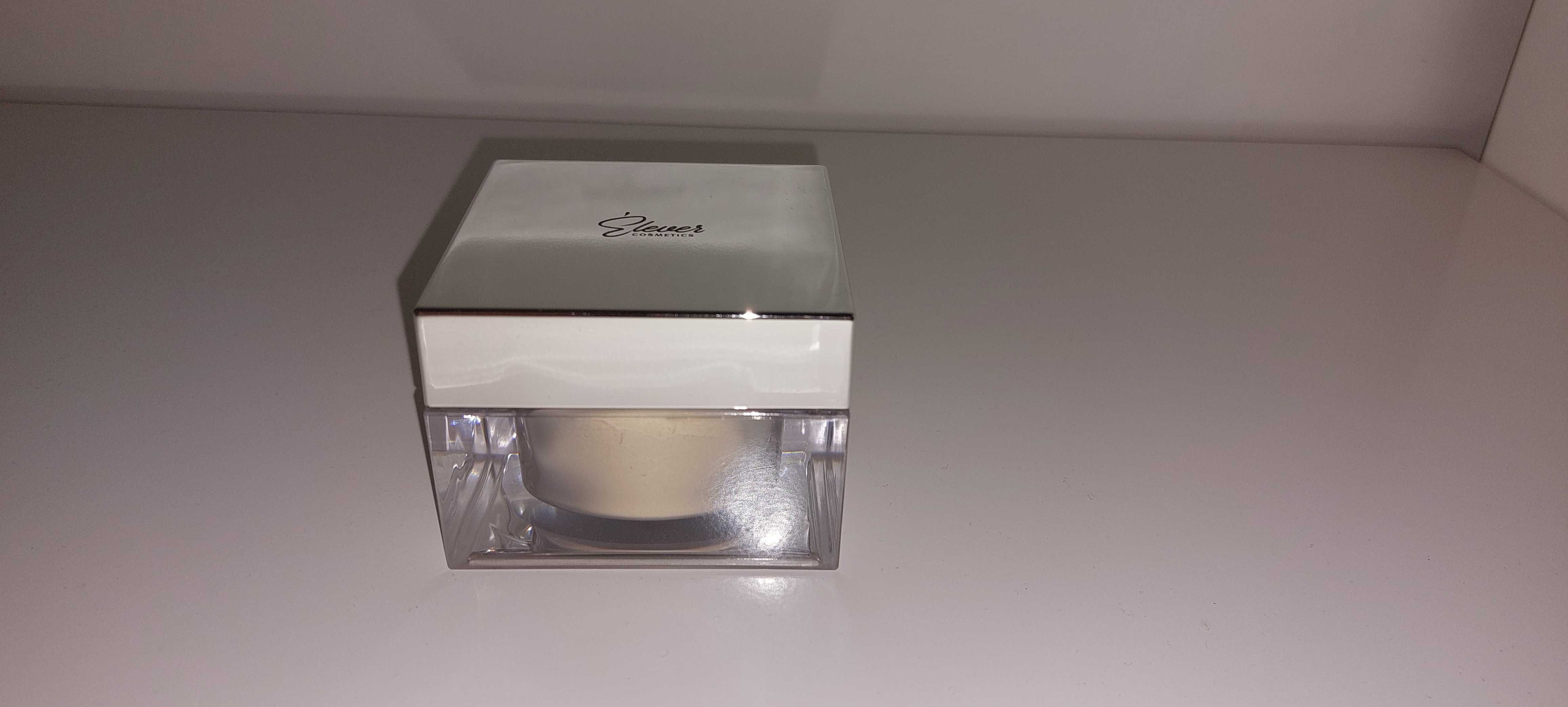 BLUR FIX Puder do twarzy ELEVER Cosmetics