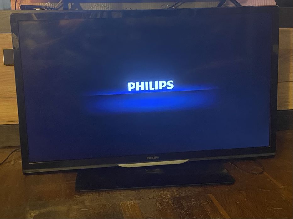 Телевизор Philips 32PFL4308T/12