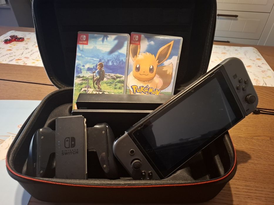 Nintendo switch 1 komplet gry pokemon Zelda dwa etui