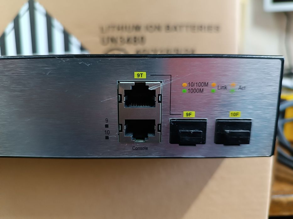 DES-3200-10 комутатор