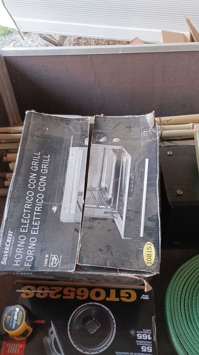 Fornos/grelhador pequeno.