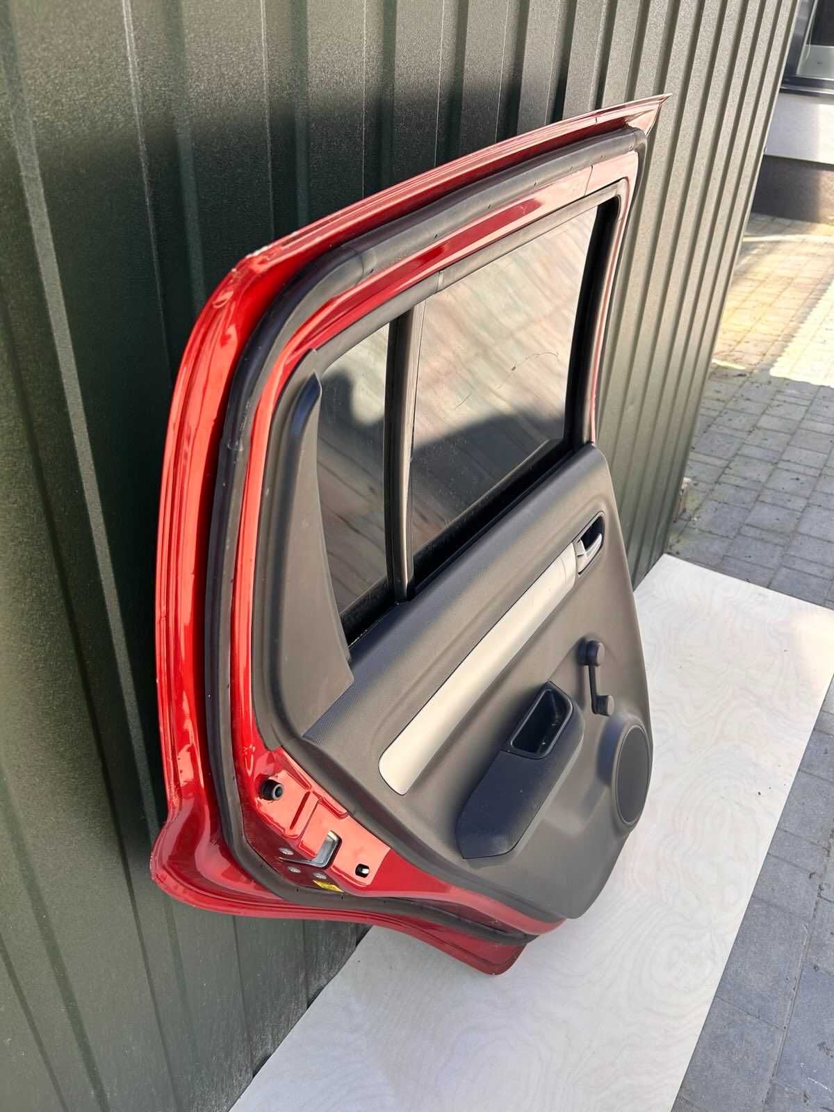 Drzwi tył tylne lewe suzuki swift mk6